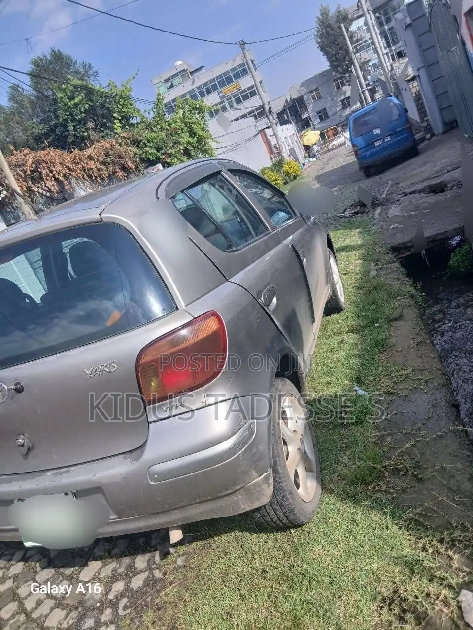 Toyota Yaris 2003 Gray