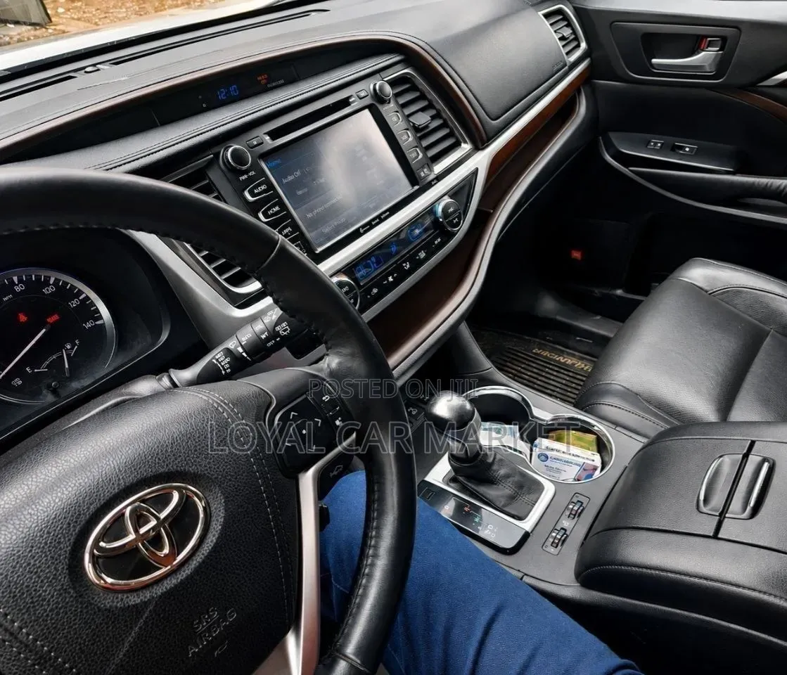 Toyota Highlander 2016 Gray