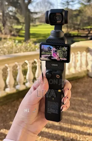 DJI Osmo Pocket 4
