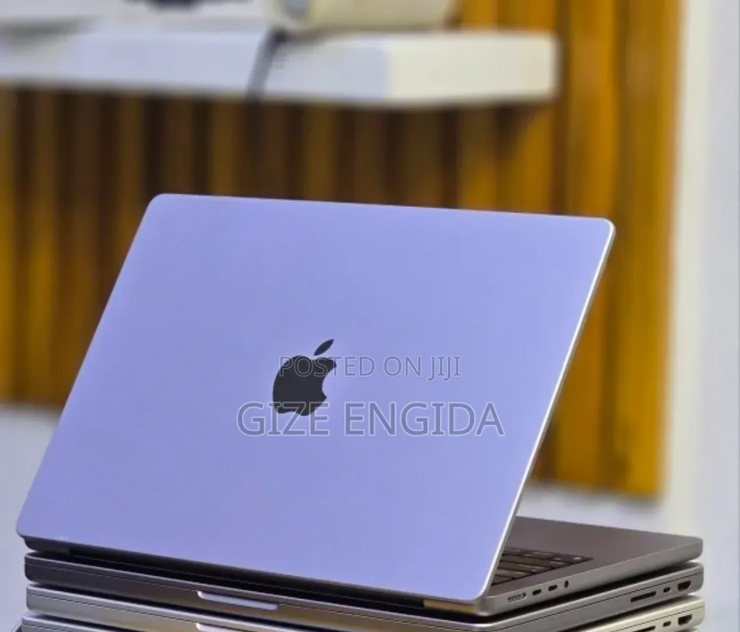 New Laptop Apple MacBook Pro 2021 M1 32GB Apple M1 Pro SSD 512GB