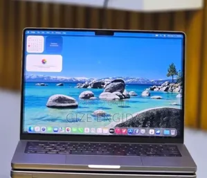 New Laptop Apple MacBook Pro 2021 M1 32GB Apple M1 Pro SSD 512GB