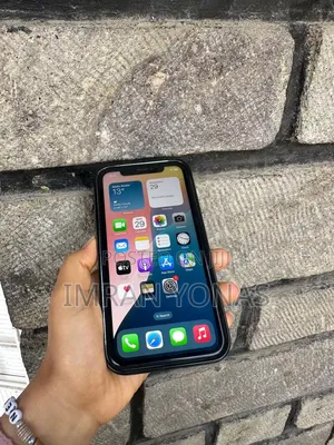 Apple iPhone XR 64 GB Black