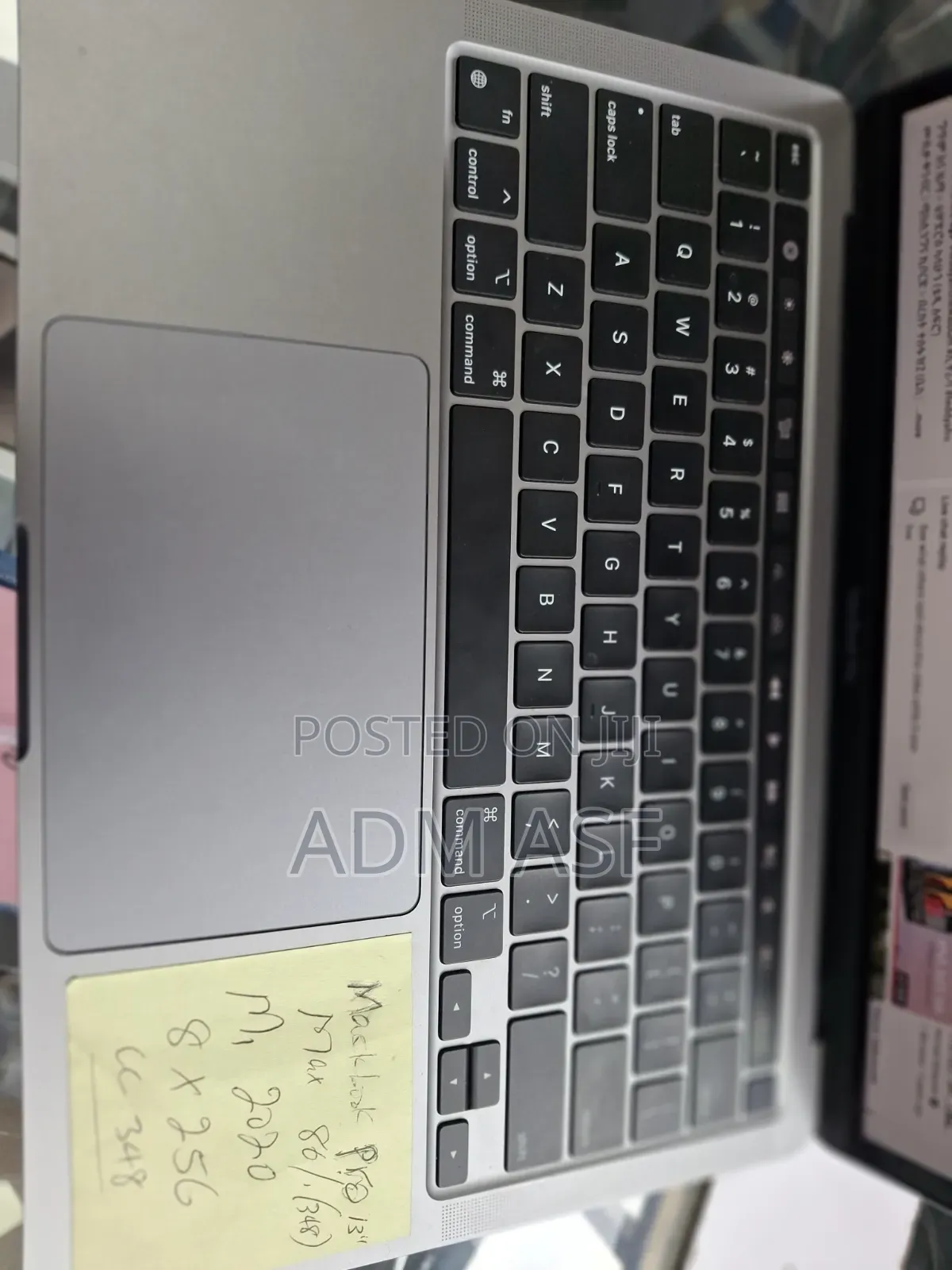 Laptop Apple MacBook 2020 8GB Apple M1 SSD 256GB