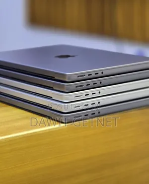 New Laptop Apple MacBook Pro 2021 M1 32GB Apple M1 SSD 512GB