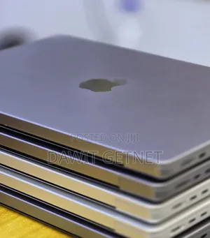 New Laptop Apple MacBook Pro 2021 M1 32GB Apple M1 SSD 512GB