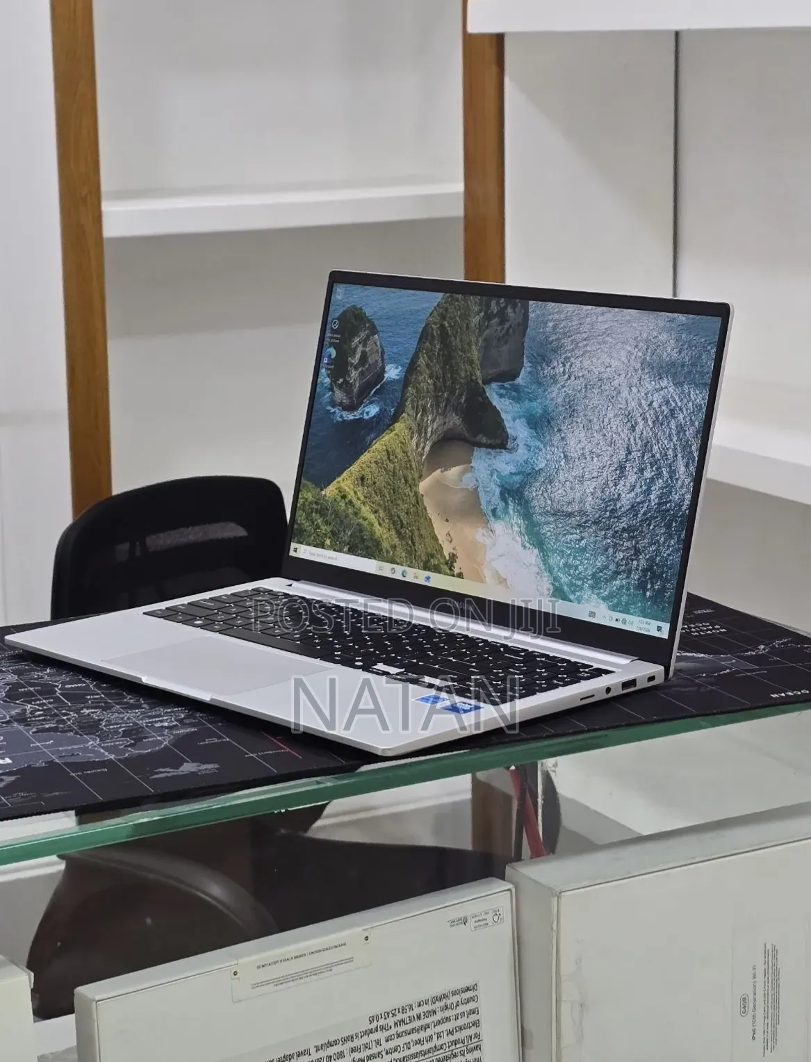 New Laptop Samsung Galaxy Book4 16GB Intel Core i7 SSD 512GB