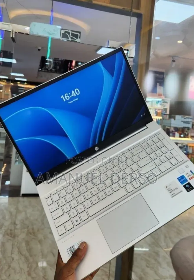 New Laptop HP Pavilion 15 16GB Intel Core Ultra 5 SSD 1T
