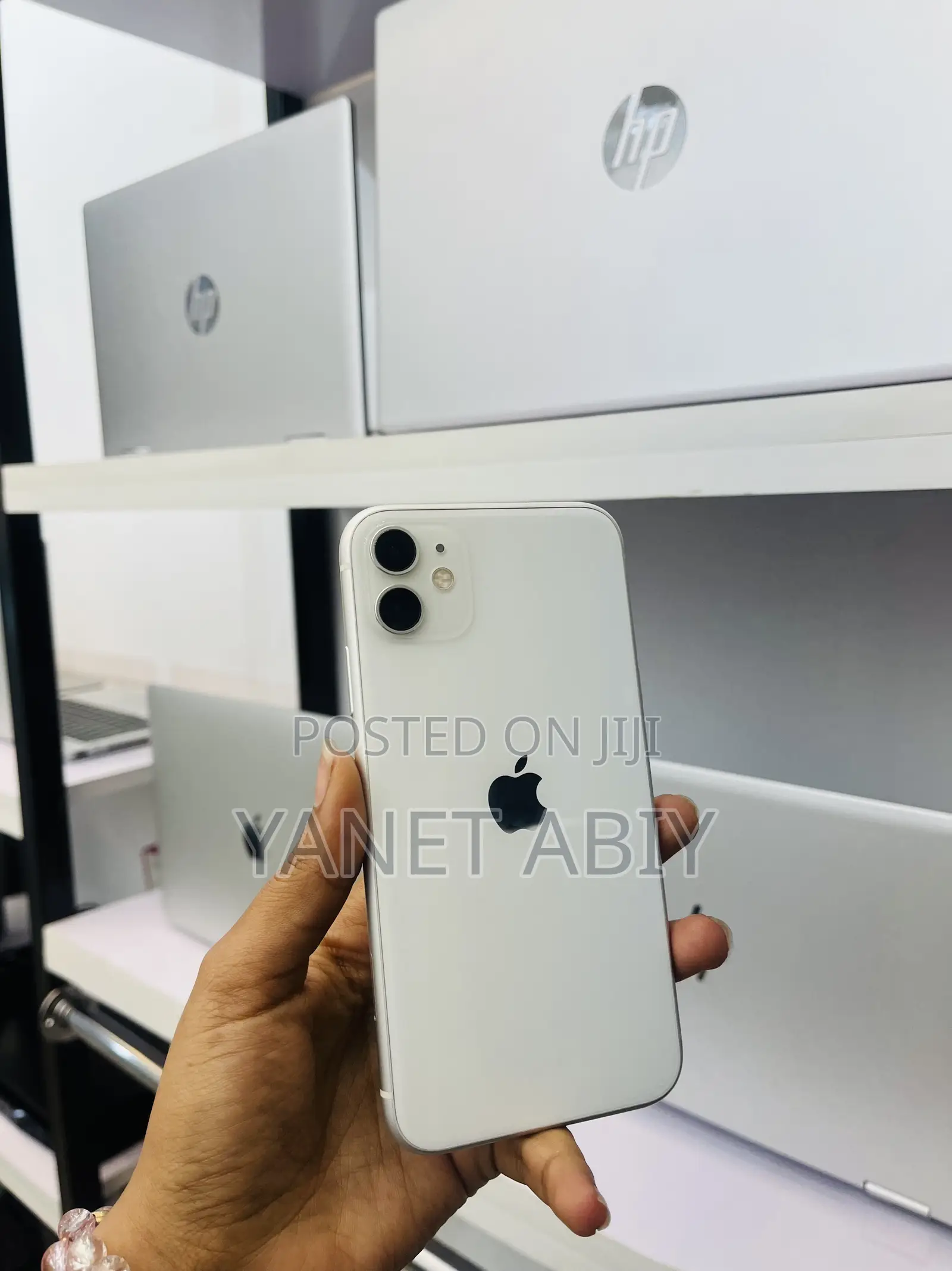 Apple iPhone 11 64 GB White