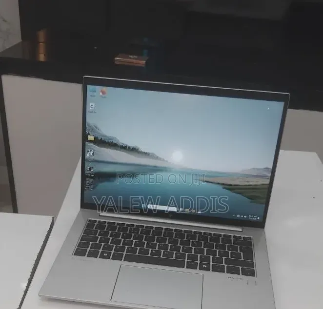 New Laptop HP EliteBook 840 G11 16GB Intel Core Ultra 7 SSD 512GB