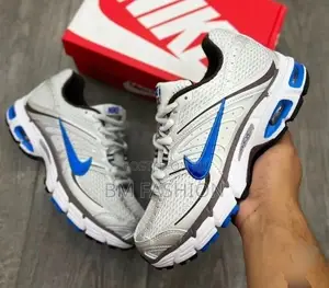 Nike Air Max Moto Shoes