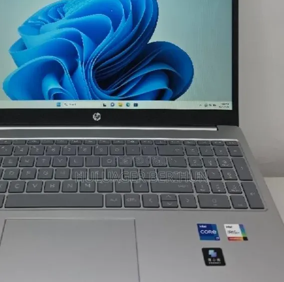 New Laptop HP Stream Notebook 16GB Intel Core i7 SSD 1T