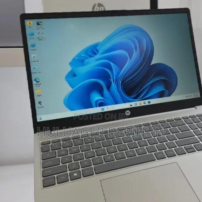 New Laptop HP Stream Notebook 16GB Intel Core i7 SSD 1T