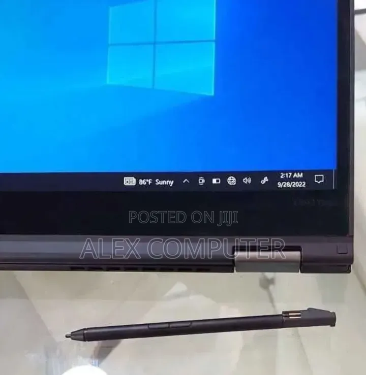 New Laptop Lenovo ThinkPad X390 Yoga 16GB Intel Core i7 SSD 512GB