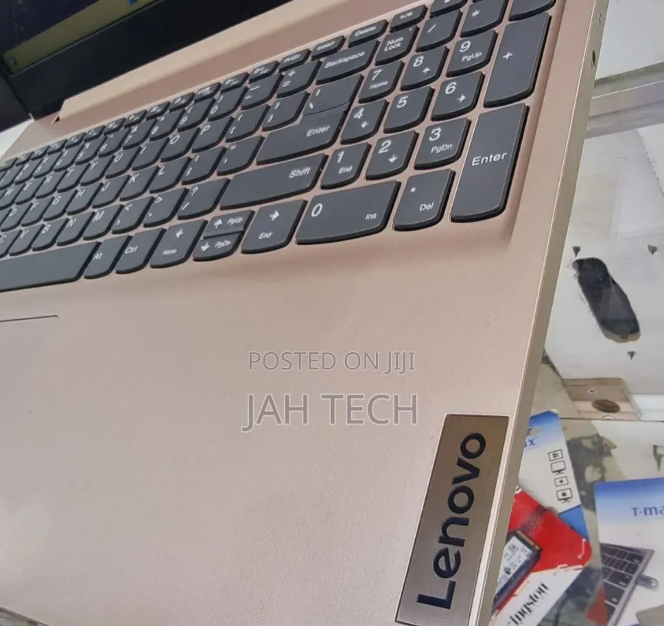 New Laptop Lenovo Ideapad 3 8GB Intel Core i3 SSD 256GB
