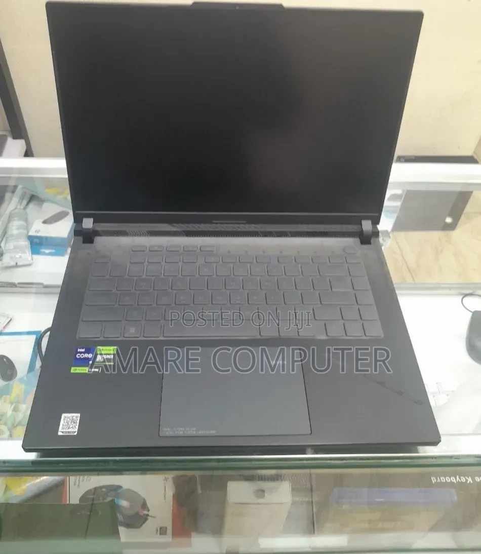 New Laptop Asus ROG Strix G16 G614 16GB Intel Core i9 SSD 1T