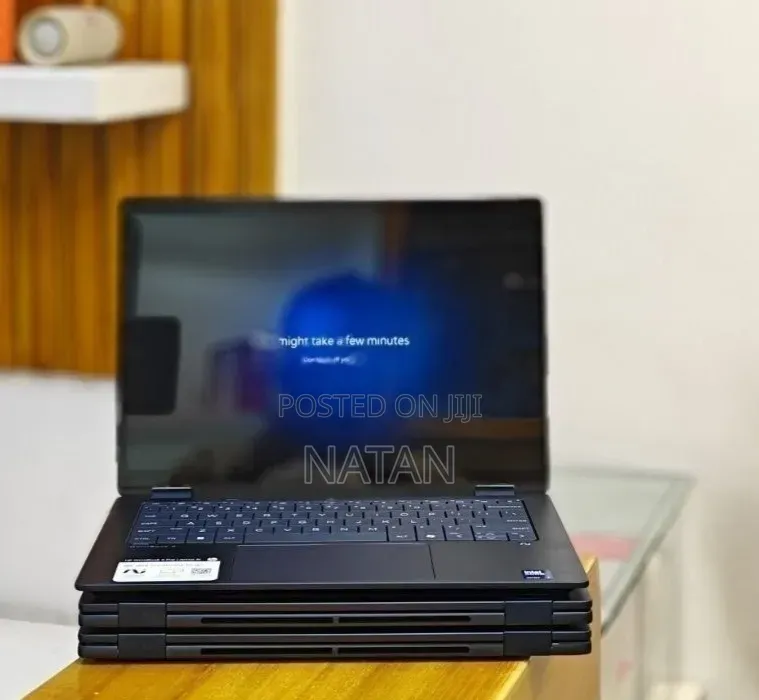New Laptop HP OmniBook 5 14" 16GB Intel Core Ultra 7 SSD 1T