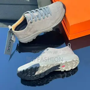 ECCO Mens Khaki Color Quality SNeakers