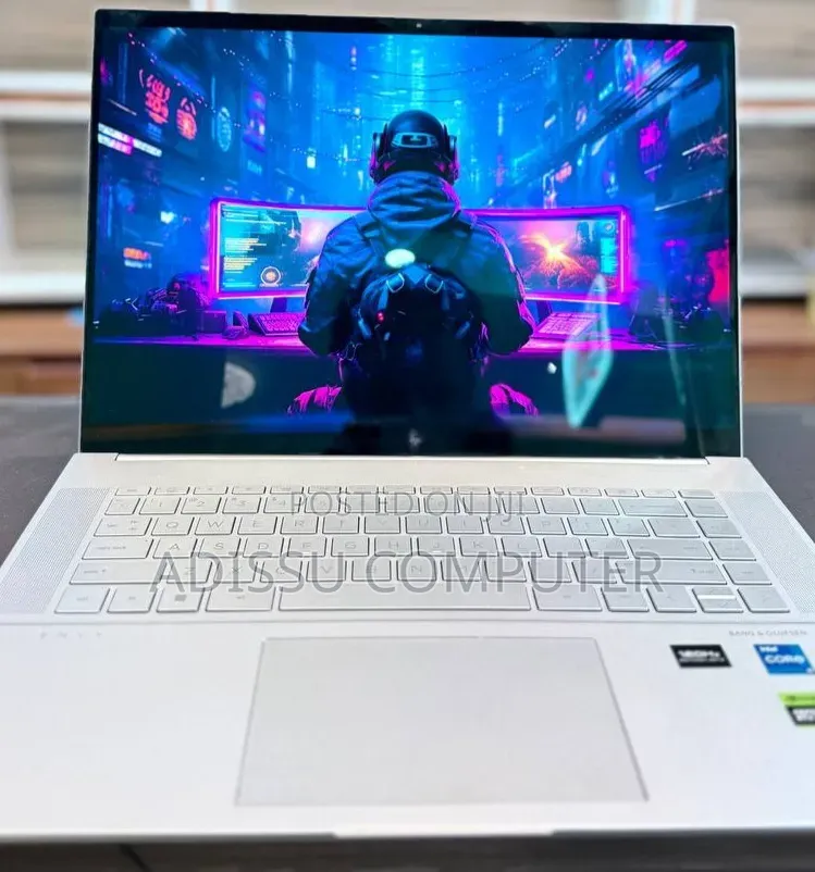 New Laptop HP Envy x360 12GB Intel Core i7 SSD 512GB