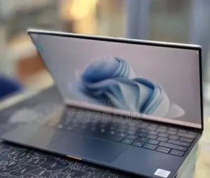 New Laptop Dell XPS 13 8GB Intel Core i5 SSD 512GB