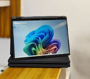 New Laptop HP OmniBook 5 14" 16GB Intel Core Ultra 7 SSD 1T