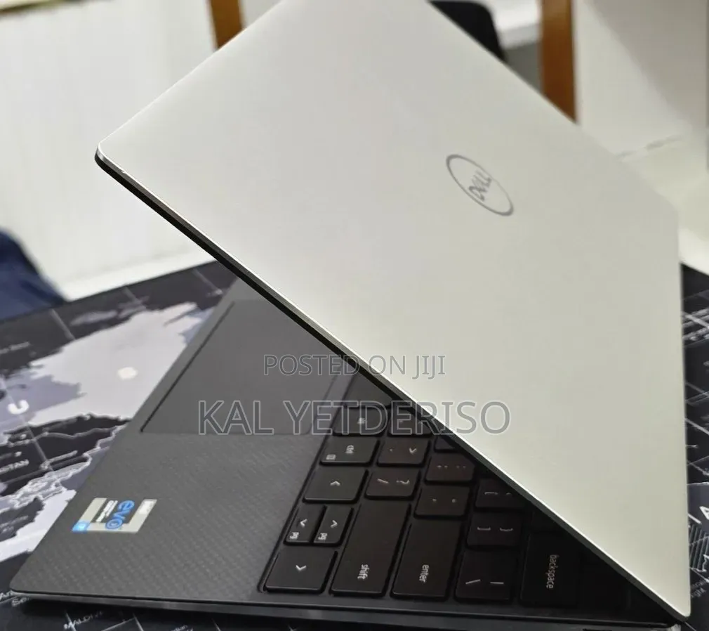 New Laptop Dell XPS 13 16GB Intel Core i7 SSD 512GB