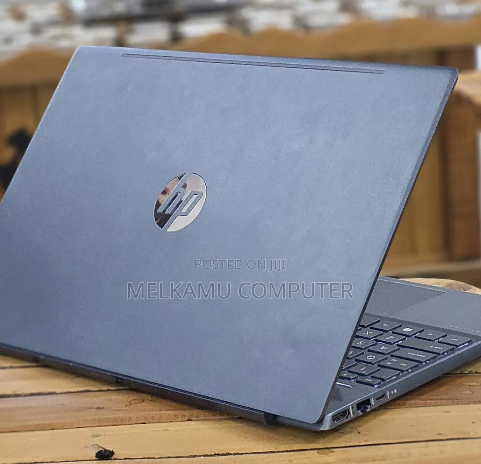 New Laptop HP Pavilion 15 8GB Intel Core i7 HDD 1T