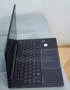 New Laptop HP Dragonfly G3 16GB Intel Core i7 SSD 512GB