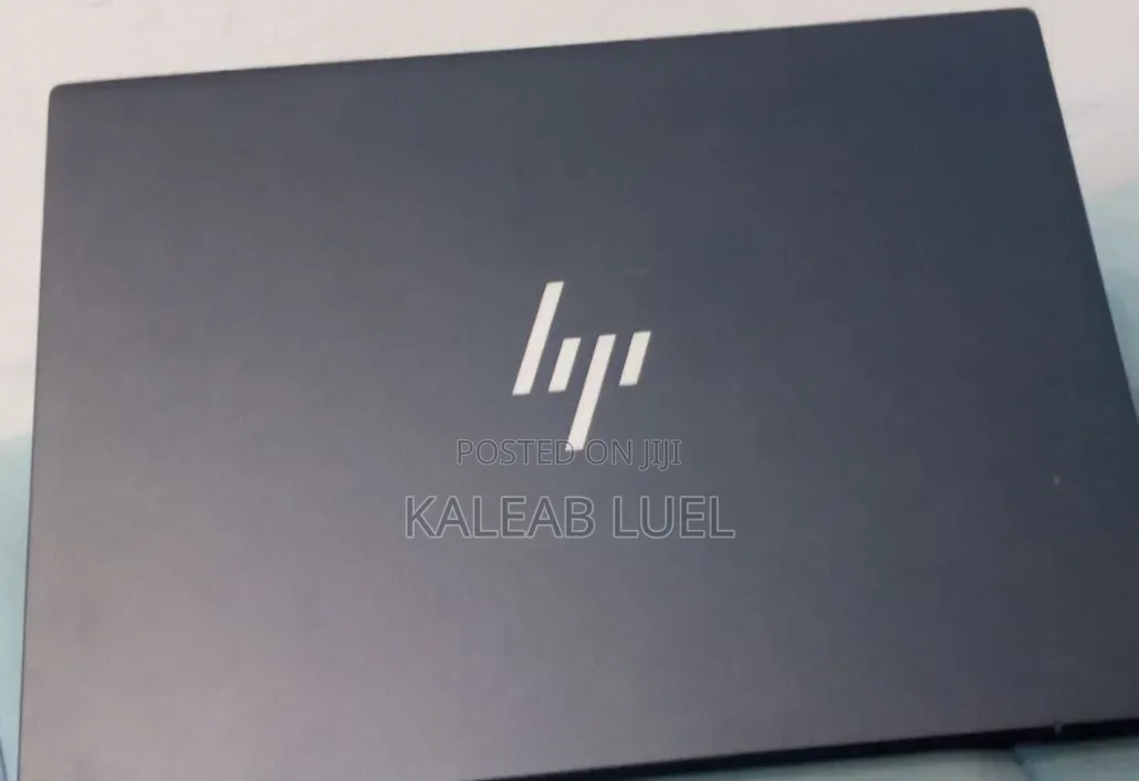 New Laptop HP Dragonfly G3 16GB Intel Core i7 SSD 512GB