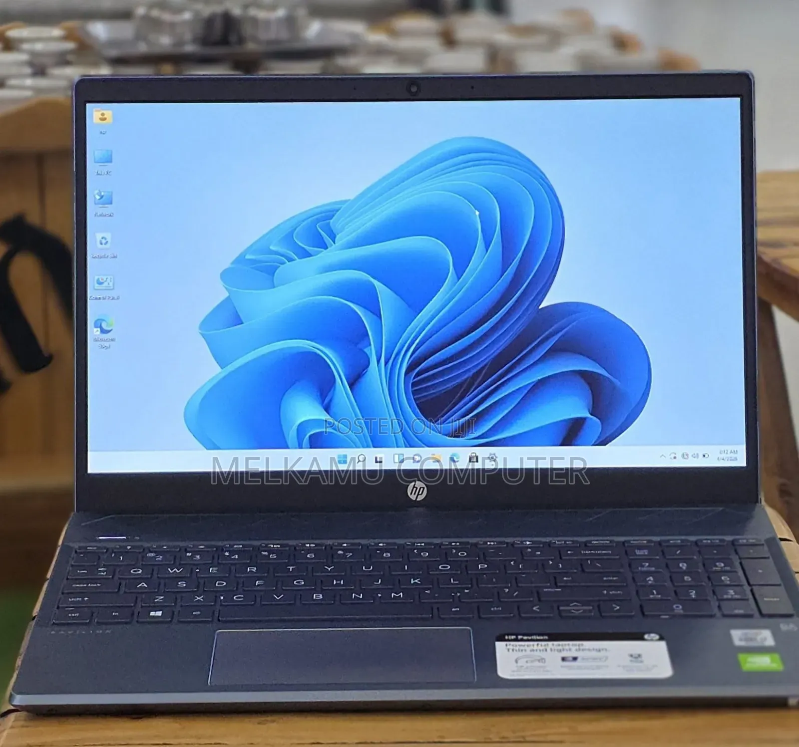 New Laptop HP Pavilion 15 8GB Intel Core i7 HDD 1T
