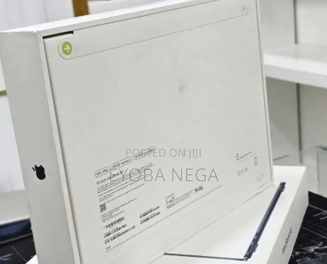 New Laptop Apple MacBook Air 2026 M5 16GB Apple M5 SSD 512GB