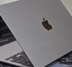 New Laptop Apple MacBook Air 2022 M2 16GB Apple M2 SSD 256GB