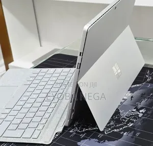 New Laptop Microsoft Surface Pro 7+ 16GB Intel Core i5 SSD 256GB