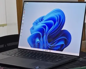 New Laptop Dell 16GB Intel Core i7 SSD 1T