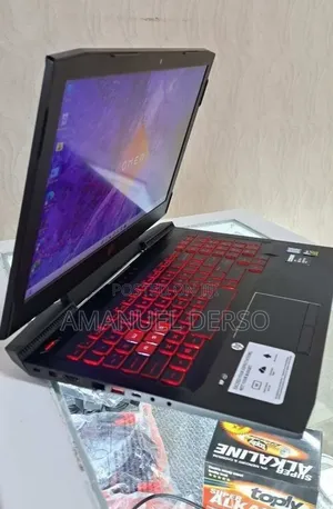 New Laptop HP OmniBook Ultra Flip 16" 16GB Intel Core i7 SSD 1T