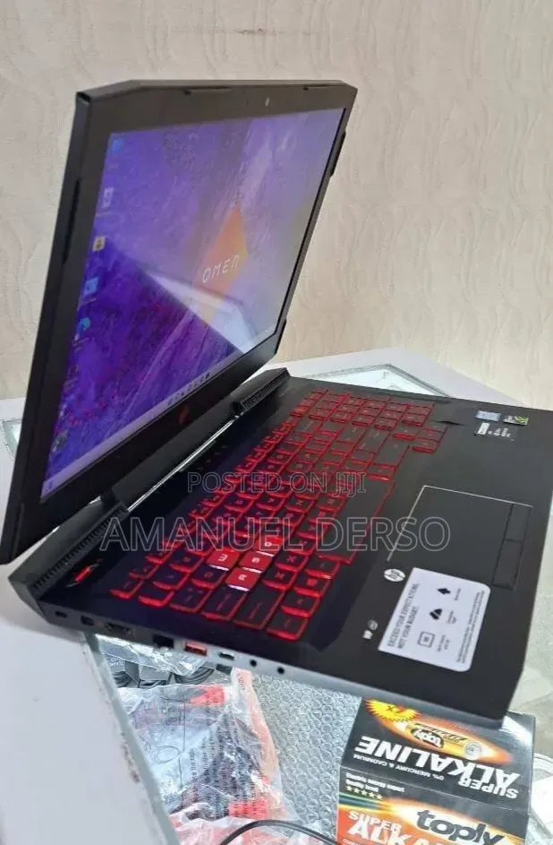New Laptop HP OmniBook Ultra Flip 16" 16GB Intel Core i7 SSD 1T