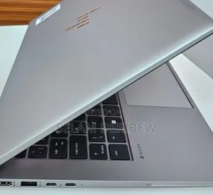 New Laptop HP ZBook Firefly 14 G10 16GB Intel Core i7 SSD 512GB