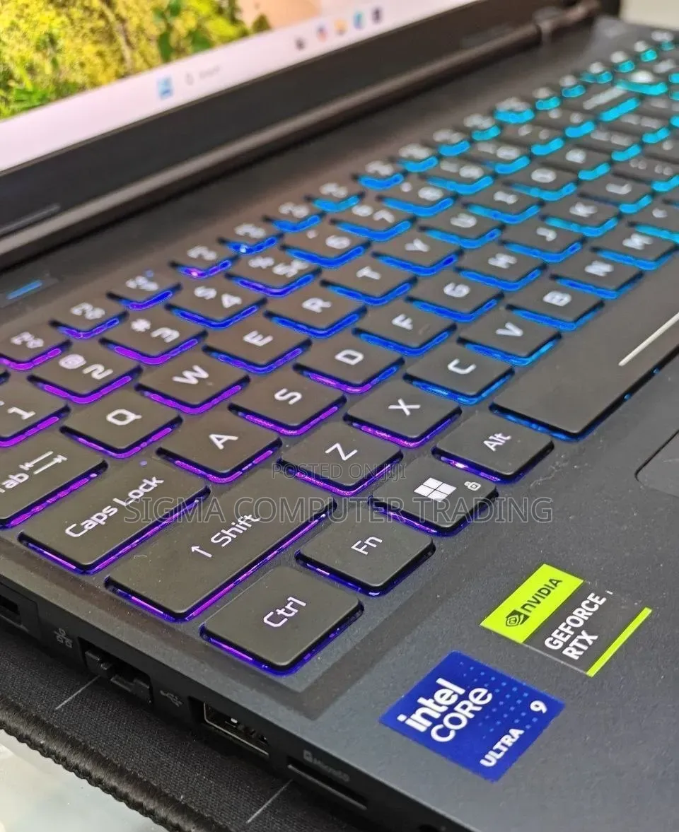 New Laptop Acer Predator Helios Neo 16 16GB Intel Core Ultra 9 SSD 1T