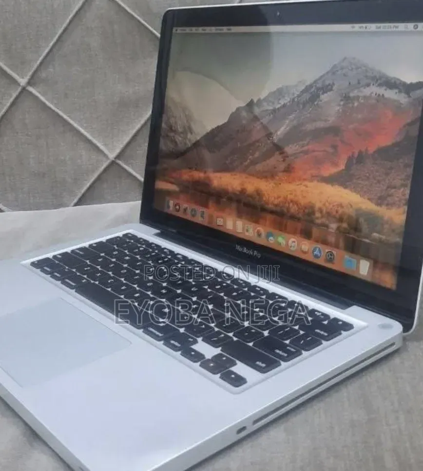 Laptop Apple MacBook Pro 2012 4GB Intel Core i5 HDD 320GB