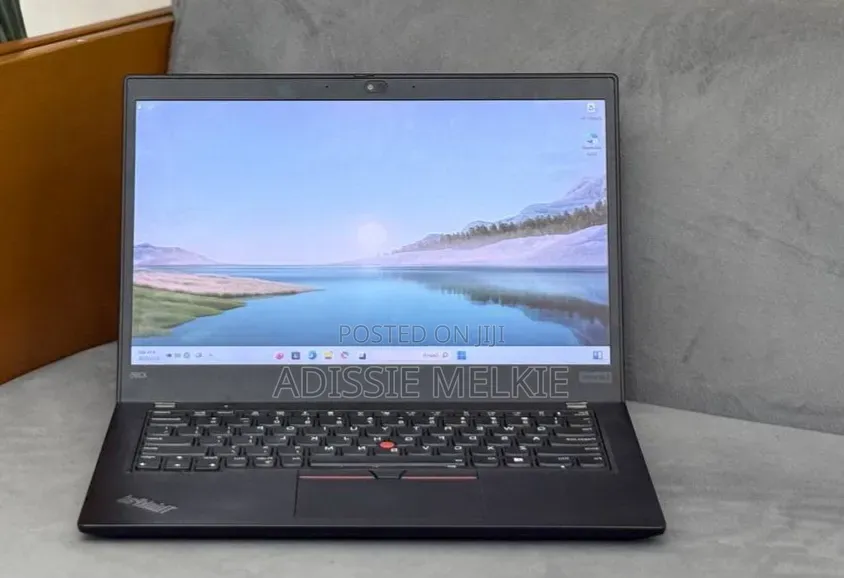 New Laptop Lenovo ThinkPad T470s 8GB Intel Core i5 SSD 256GB