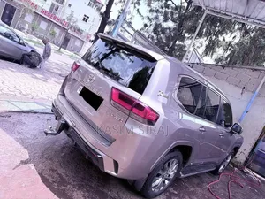 Toyota Land Cruiser 2022 Blue
