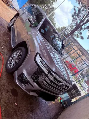 Toyota Land Cruiser 2022 Blue