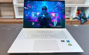 New Laptop HP Envy x360 12GB Intel Core i7 SSD 512GB