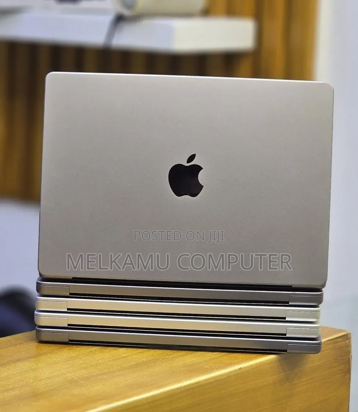 New Laptop Apple MacBook Pro 2021 M1 32GB Apple M1 SSD 512GB