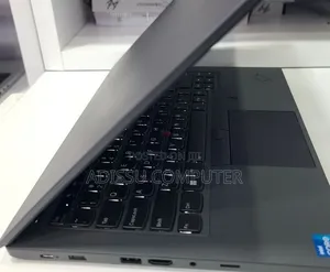 New Laptop Lenovo ThinkPad T14s G4 16GB Intel Core i5 SSD 512GB