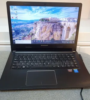 Laptop Lenovo Chromebook C330 8GB Intel Core i3 HDD 500GB