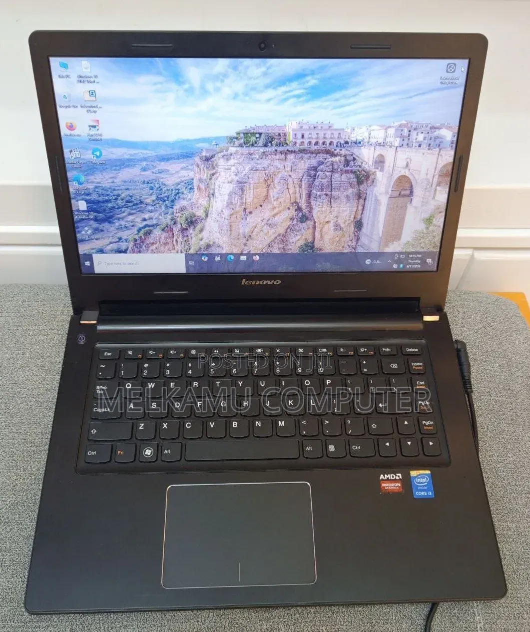 Laptop Lenovo Chromebook C330 8GB Intel Core i3 HDD 500GB
