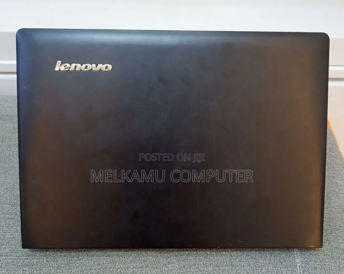 Laptop Lenovo Chromebook C330 8GB Intel Core i3 HDD 500GB