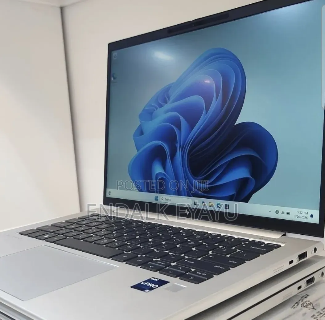 New Laptop HP EliteBook 840 G9 16GB Intel Core i5 SSD 512GB
