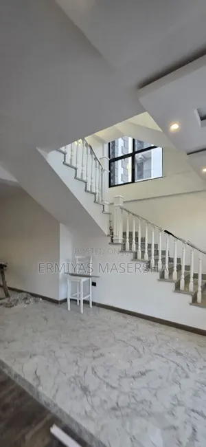 Furnished 7bdrm House in Yeka for sale