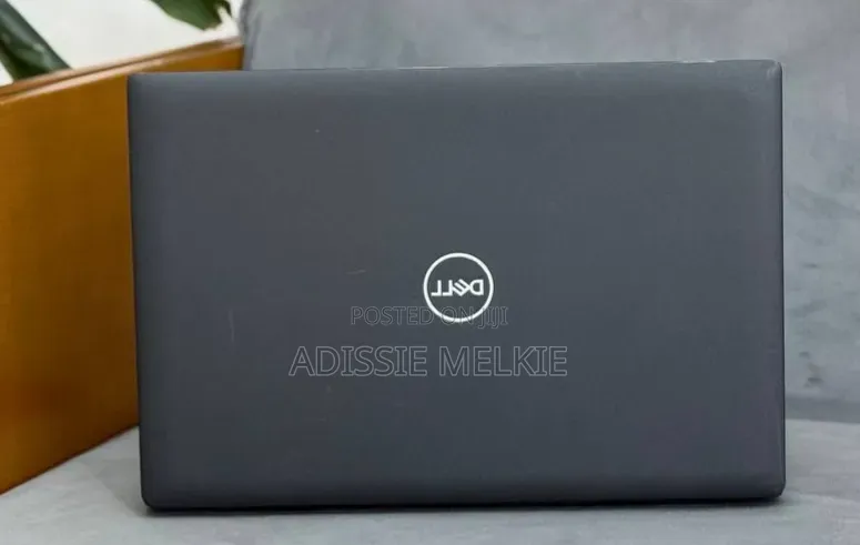 New Laptop Dell Latitude 7420 12GB Intel Core i7 SSD 128GB